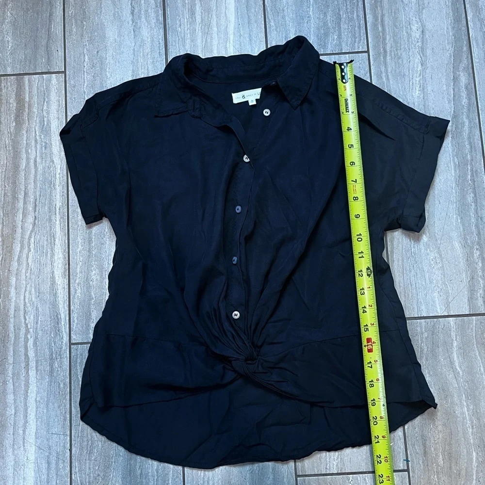 Lou & Grey for LOFT Fluid Twill Twist Front Top Small